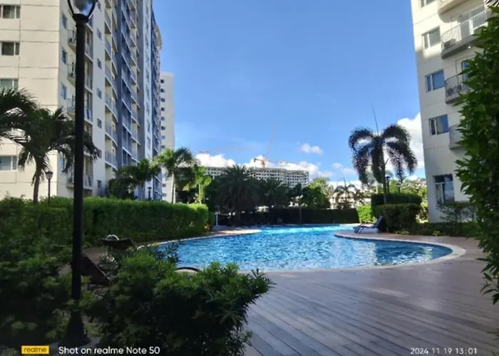 Cozy Escape With Golden Hour View Appartement Manilla